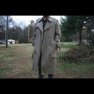 BROOKS BROTHERS TRENCH COAT
